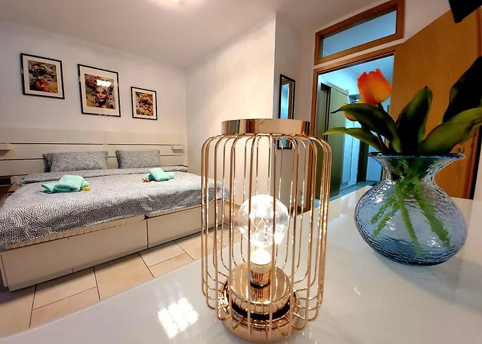 Toplage, Direkt Ueber Einem Shoppingcenter. Mülheim an der Ruhr