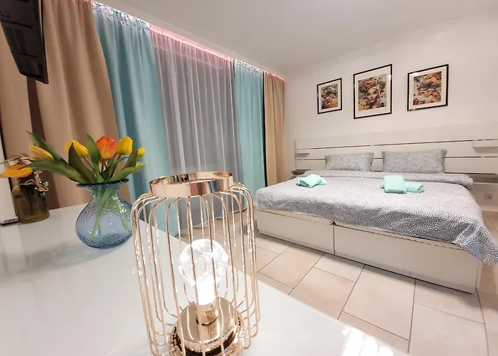 Lejlighed Toplage, Direkt Ueber Einem Shoppingcenter.