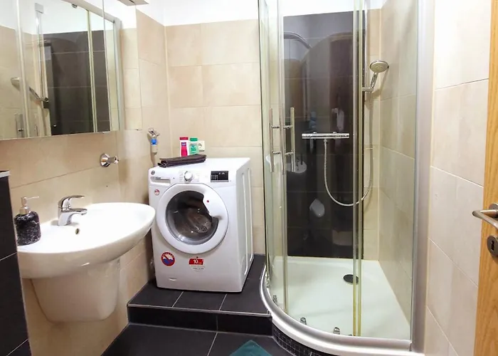 Toplage, Direkt Ueber Einem Shoppingcenter. * Mülheim an der Ruhr