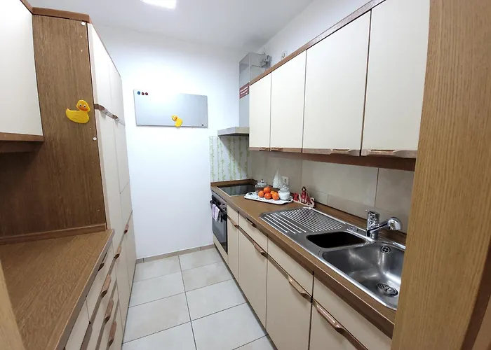 Toplage, Direkt Ueber Einem Shoppingcenter. * Mülheim an der Ruhr